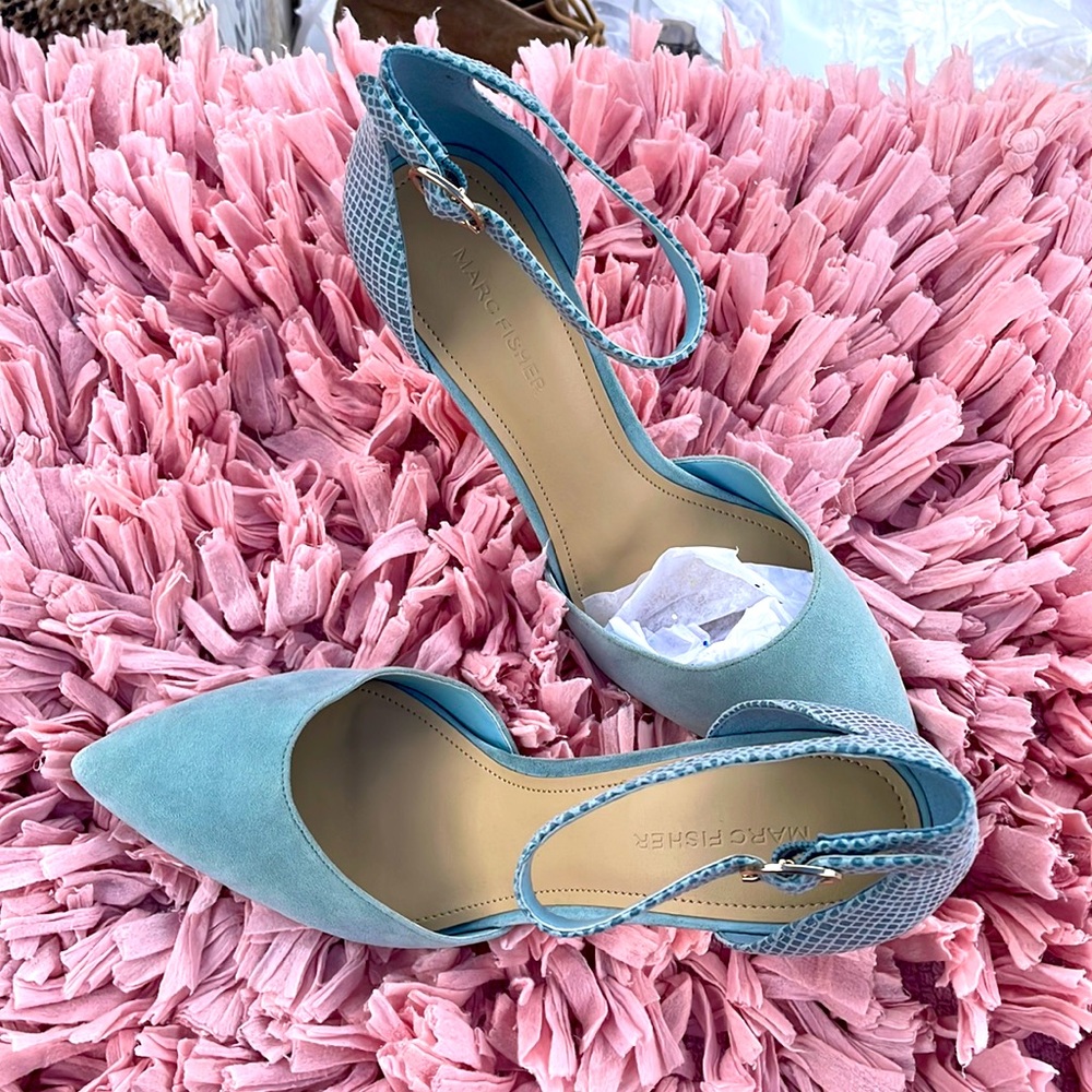 Marc Fisher  Heels